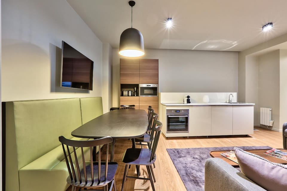 UrbanFlat 139 - Beautiful large Flat in Paris Saint-Germain Apartment in Paris