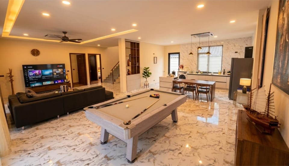 Villa Chantara - Pattaya central private pool & luxury house 7BR Villa in Pattaya City