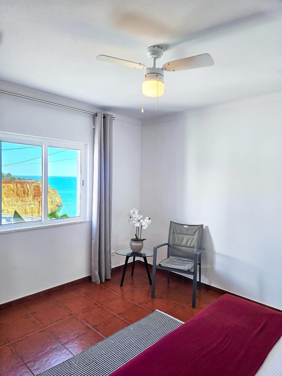 Living room, Sea view
