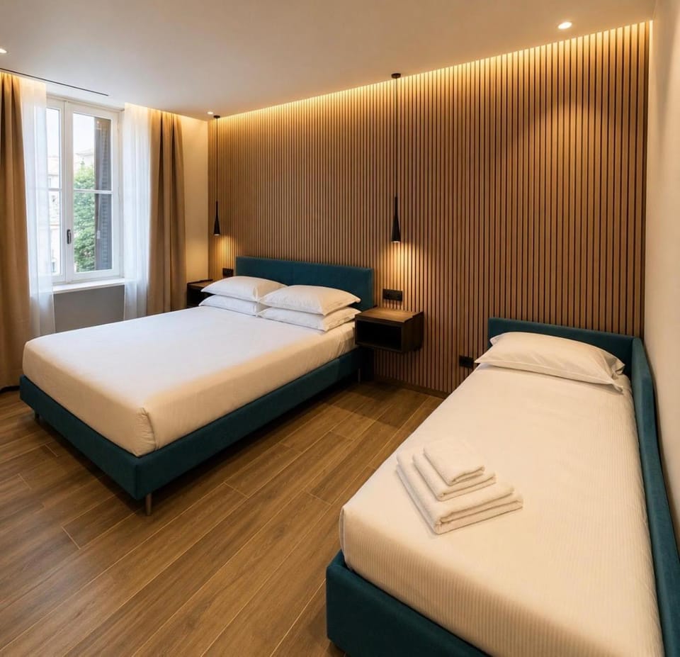 Photo of the whole room, Bedroom