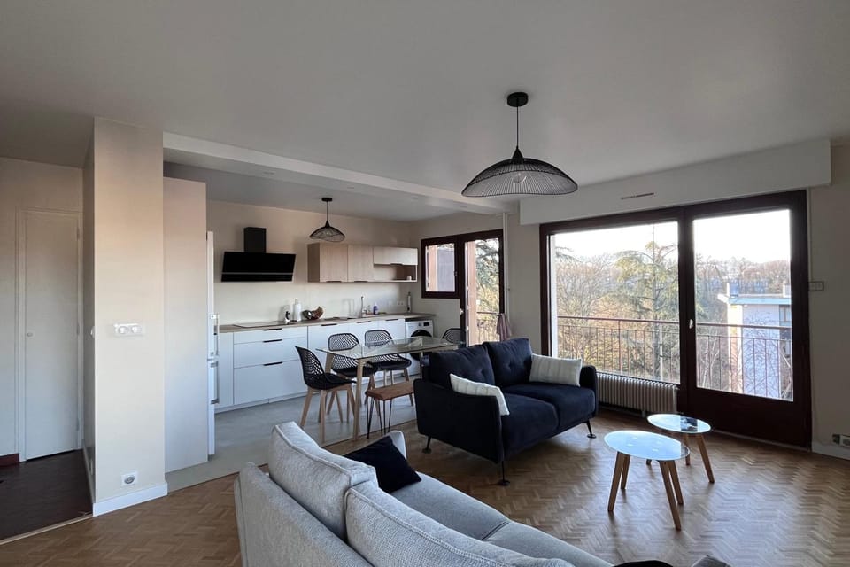 Bright apartment with balcony in Annecy Apartment in Haute-Savoie