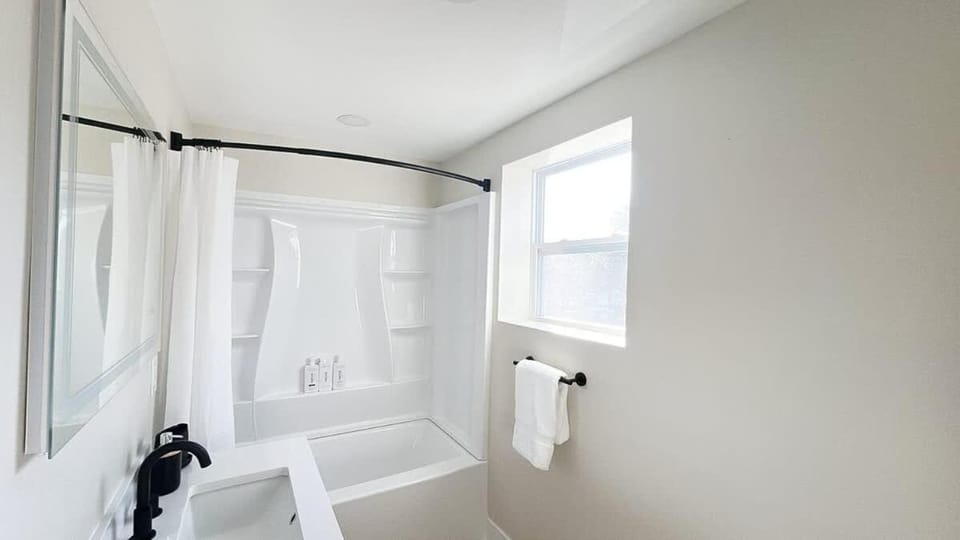 1 Bedroom Downtown Apartment Apartment in Andrews