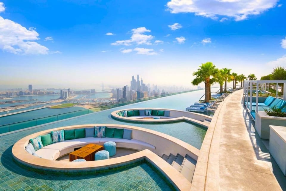 Address JBR - Infinity Pool & Private Beach Apartment in Dubai
