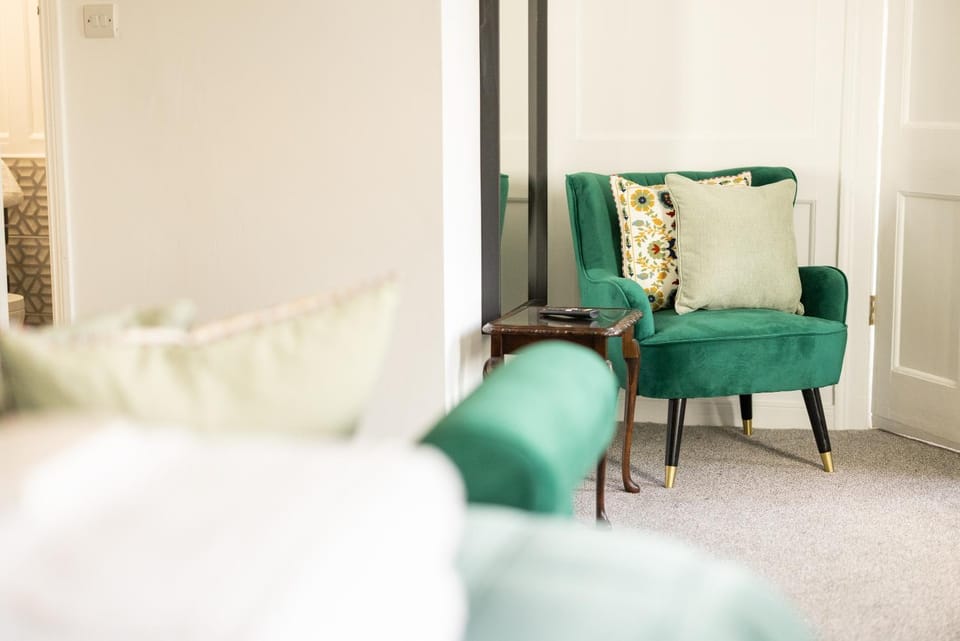 Seating area, Bedroom