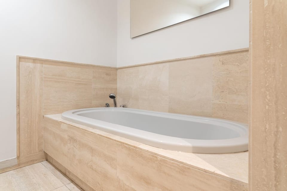 Bathroom, Living room