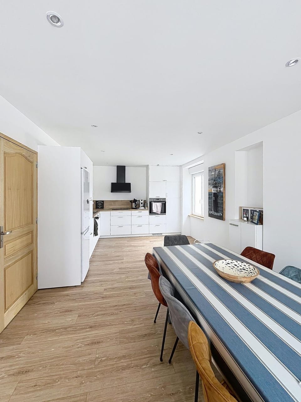 Dining area, oven, stove, kitchen