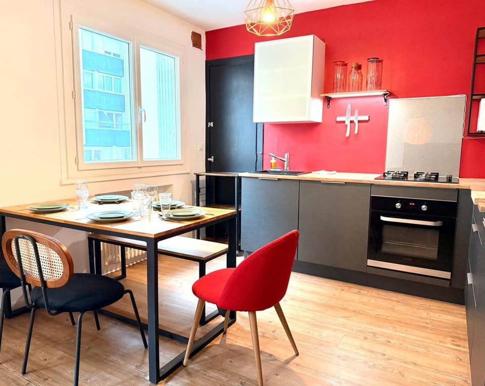 L'Atelier Flachet · Parking gratuit, climatisé, balcon Apartment in Villeurbanne