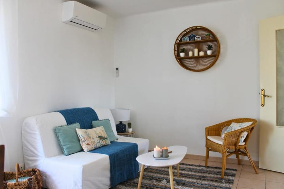 Le Soleillet - T2 au coeur de Sanary Apartment in Sanary-sur-Mer
