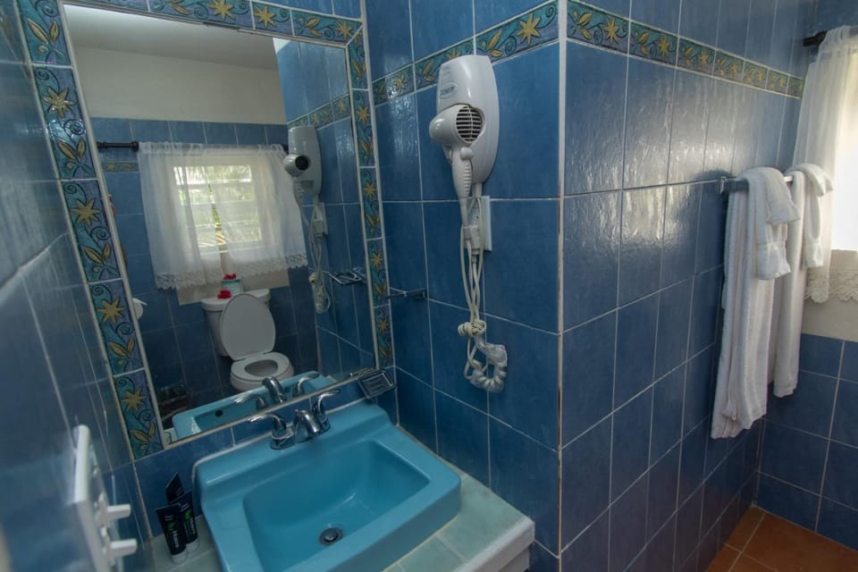 Bathroom, Bath