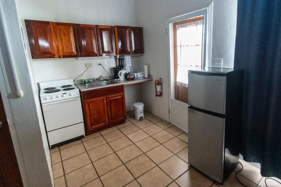Kitchen or kitchenette, kitchen