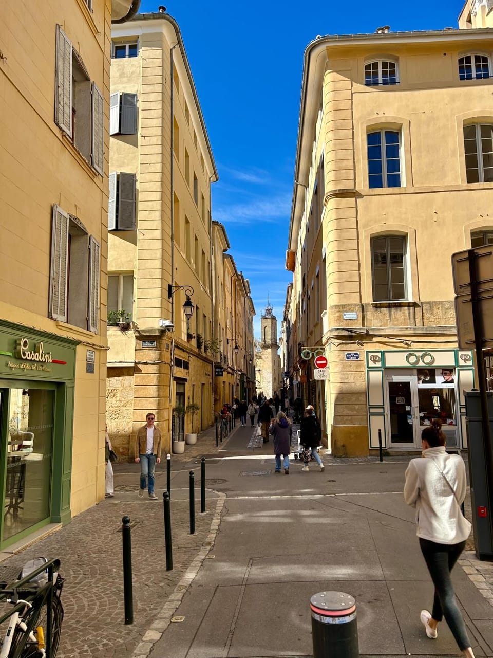 Property building, Day, Neighbourhood, City view, Street view, Location