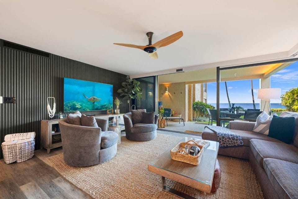 Polo Beach 108, 2-bedrooom Ocean Front in Wailea Maui House in Polo Beach