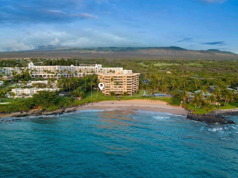 Polo Beach 108, 2-bedrooom Ocean Front in Wailea Maui House in Polo Beach
