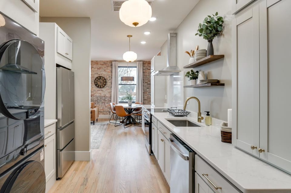 Historic Lawrenceburg Loft: Balcony + Square Views House in Tennessee