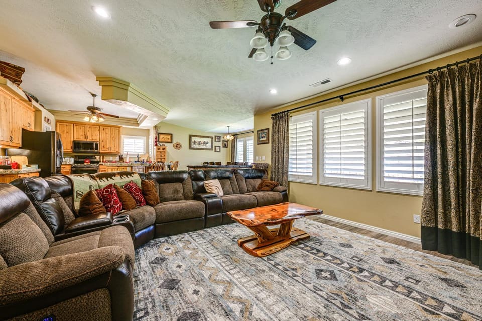 Backyard Oasis w/ Pool! Family Home in St George House in St George