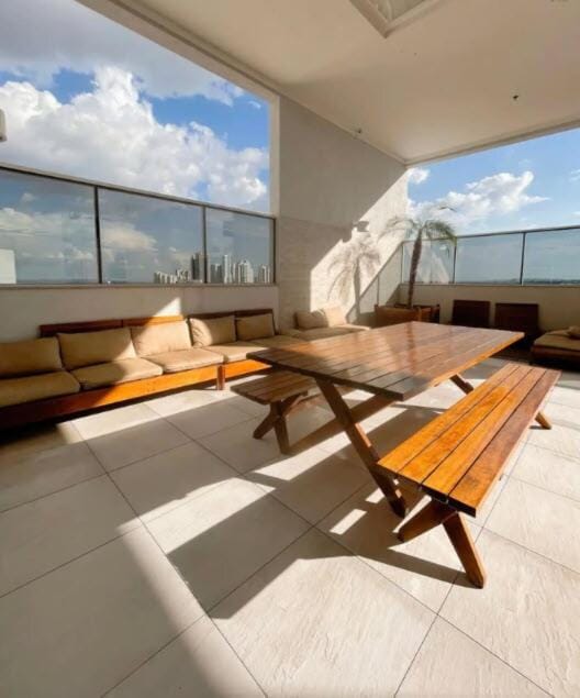 Apartamento no Ed Metropolitan com Vista Flamboyant Apartment in Goiania