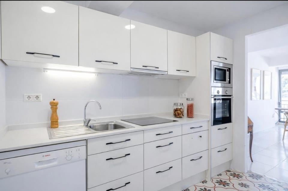 Apt Denia, 5 min Port, View of de Castle, Smart TV Apartment in Dénia