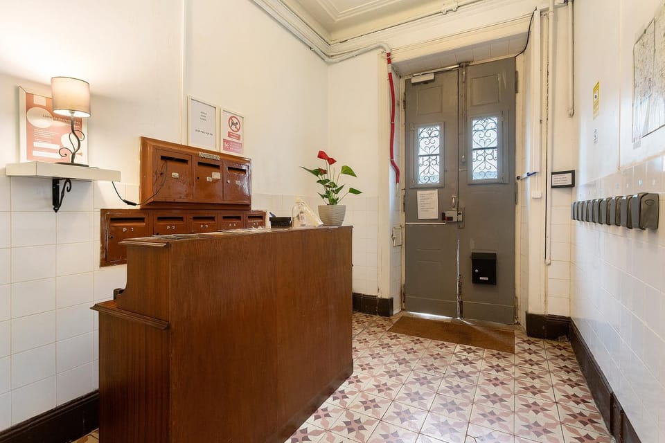 Property building, Living room