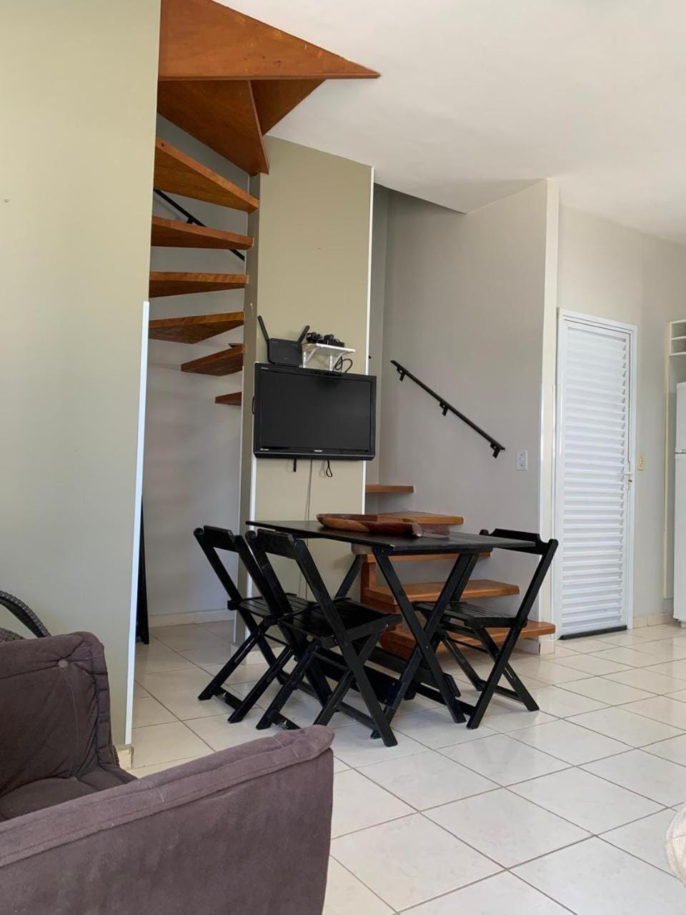 Casa em Boracéia para 6 - Piscina, Ar Condicionado e Wi-Fi House in Bertioga