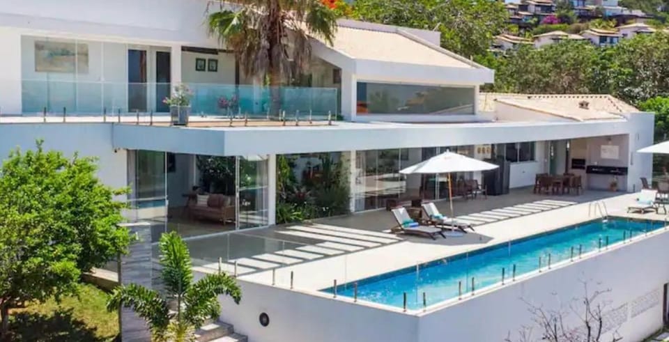 Casa Luxosa Vista pro mar House in Armacao dos Buzios