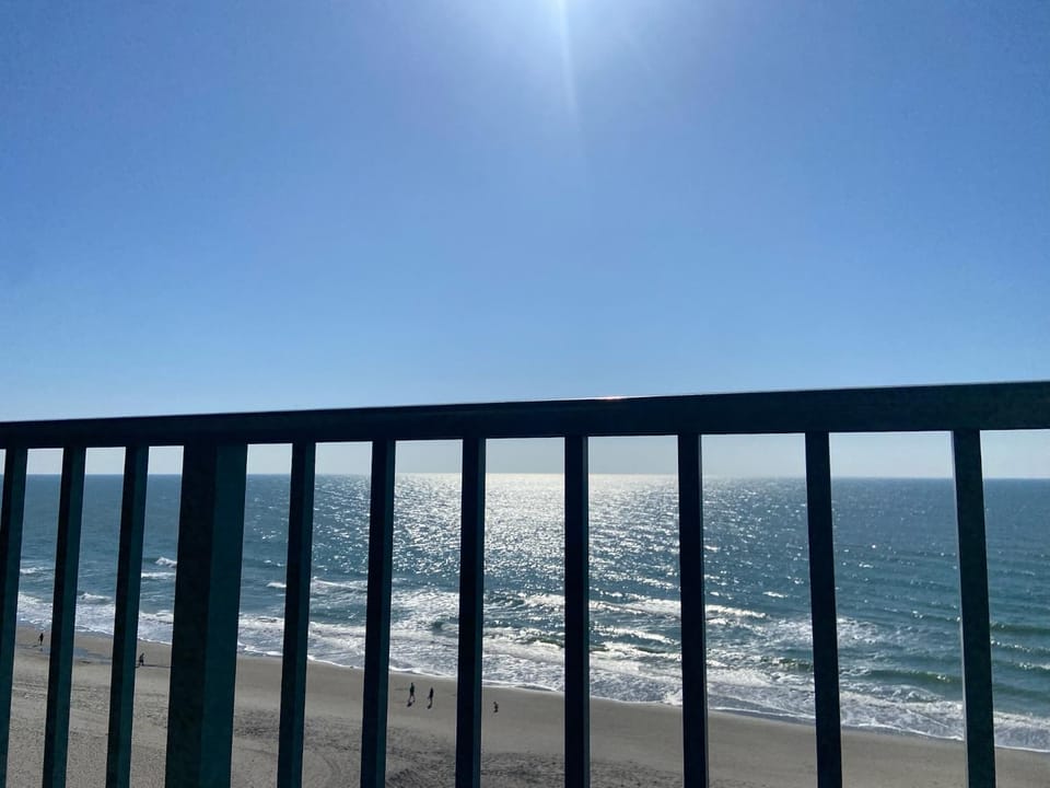 View (from property/room), Balcony/Terrace, Beach