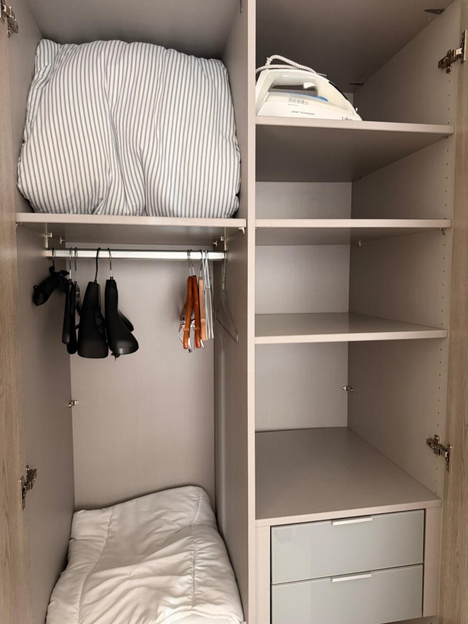 wardrobe