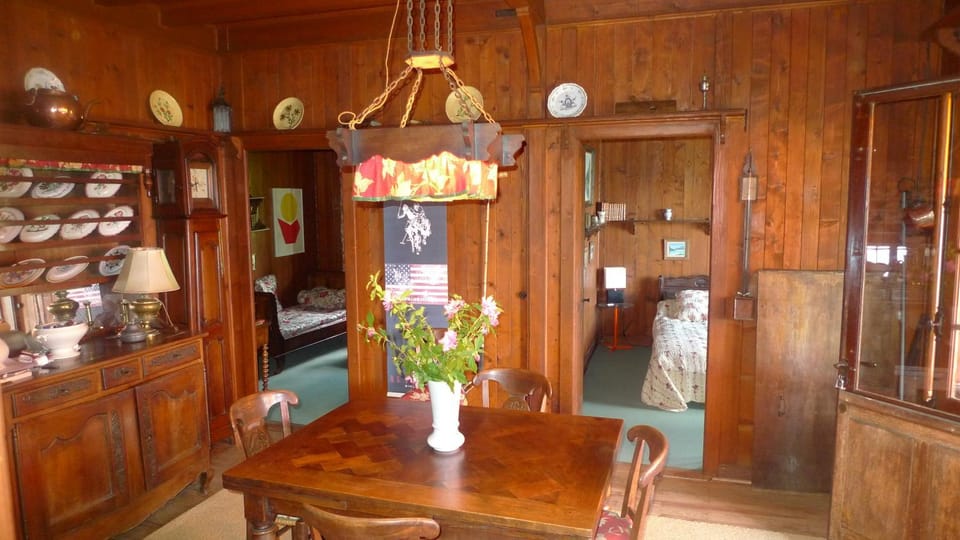 Chalet avec vue splendide sur le lac d'Annecy Chalet in Talloires
