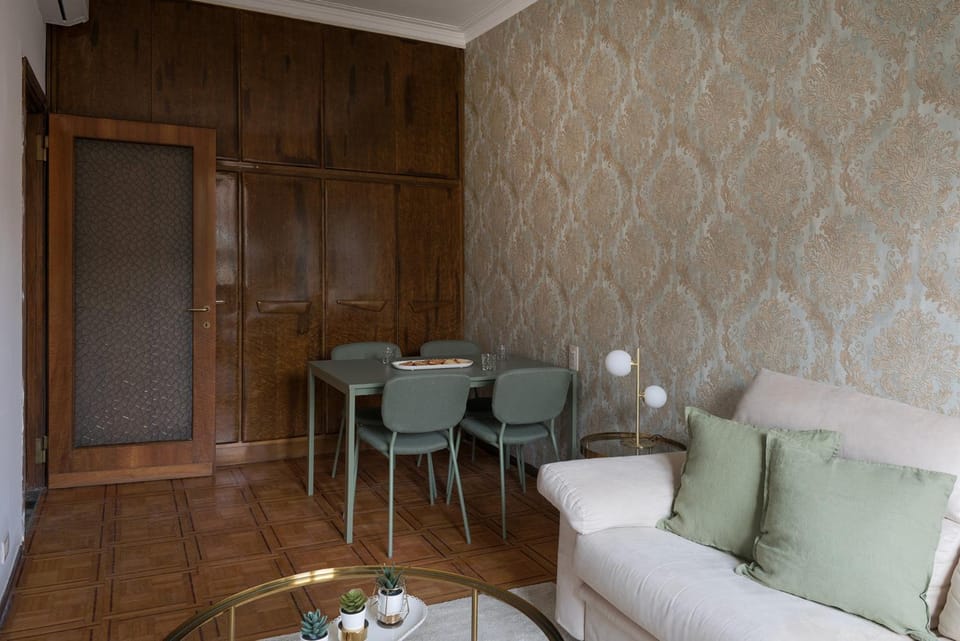 Living room, Seating area, Dining area, wardrobe