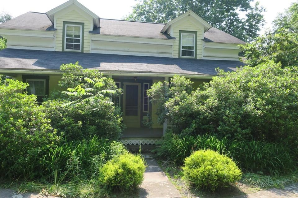 Country House on the Callicoon Creek House in Delaware