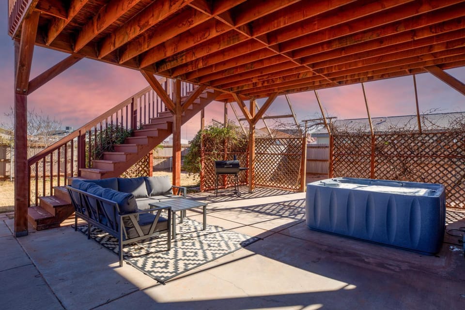 Hot Tub, furniture