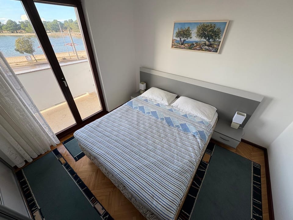 Family apartment on the Sandy beach! Apartment in Zadar County