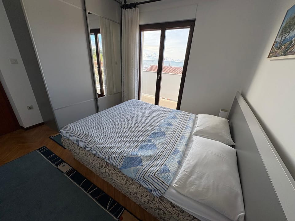 Family apartment on the Sandy beach! Apartment in Zadar County