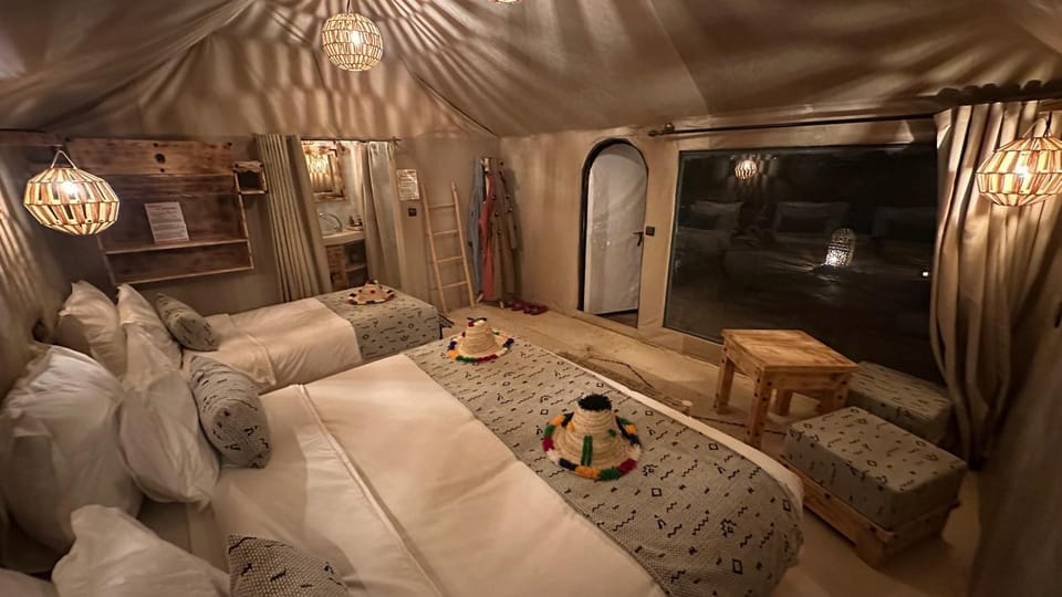 Bed, Photo of the whole room