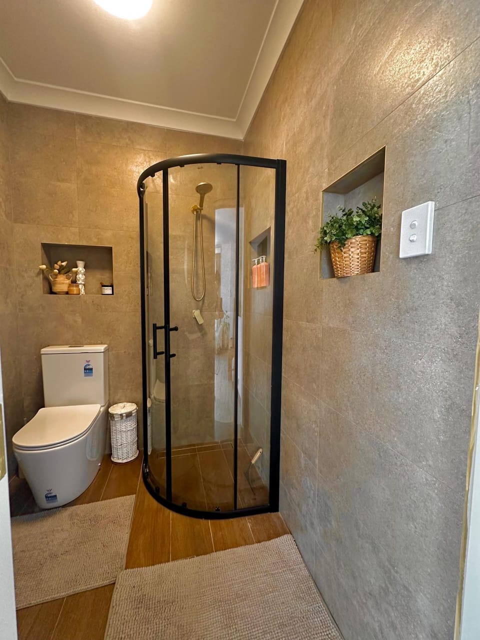 Shower, Bathroom