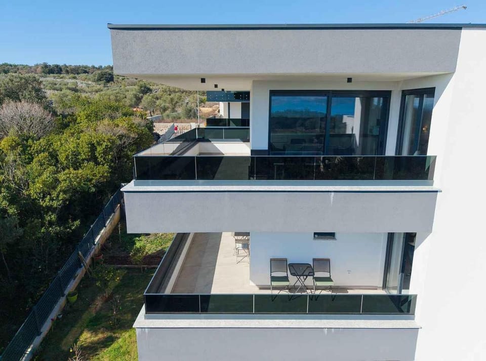 Property building, Summer