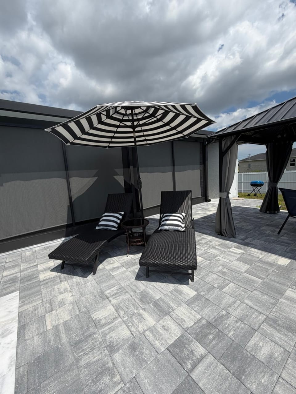Patio, Balcony/Terrace, sunbed