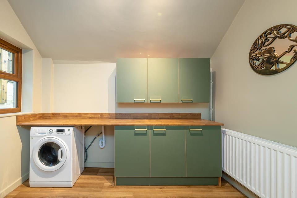 Porthmadog Town Centre 2 Bed Apt and Free Parking Apartment in Porthmadog