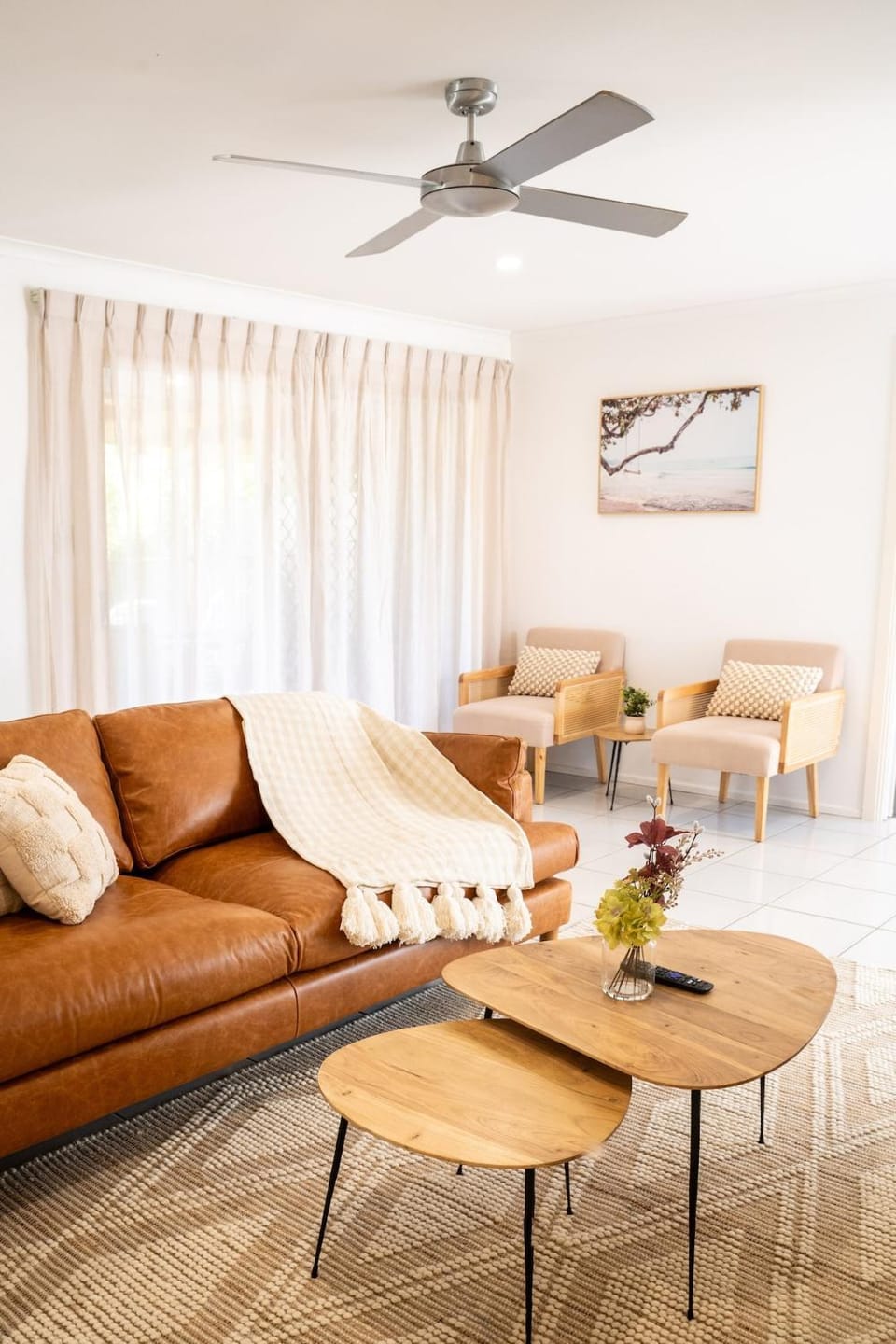 Lavish 4BD Waterfront Family Escape! House in Mermaid Waters