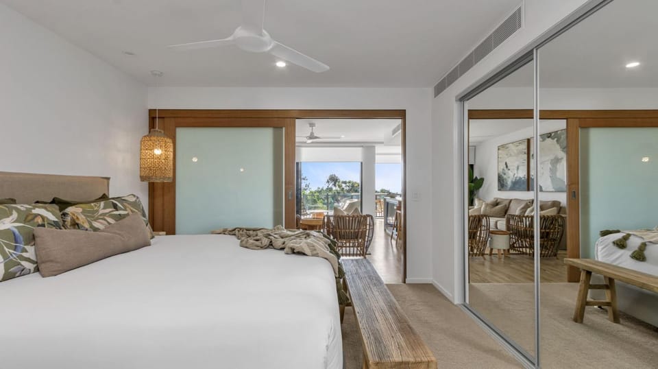 Coastal Haven Ocean Views on Marine Parade House in Kingscliff