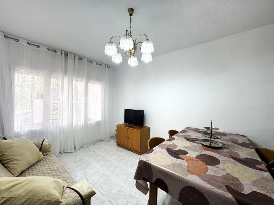 Descubre L'Escala: playas, calas e historia - HISP-7-96 Apartment in L'Escala