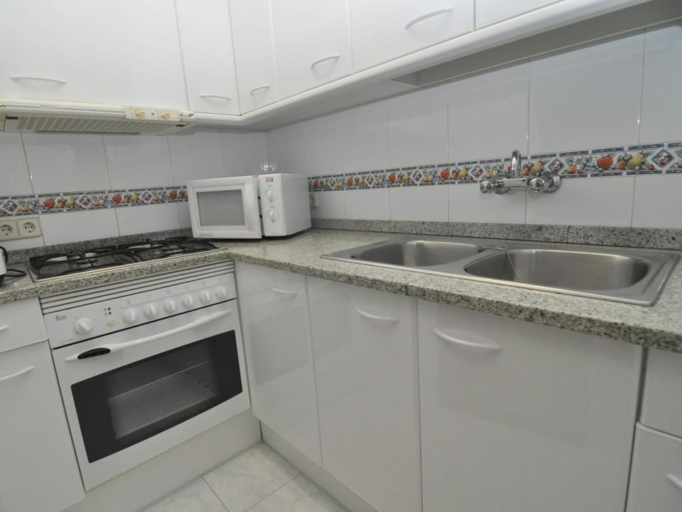 Descubre L'Escala: playas, calas e historia - HISP-7-96 Apartment in L'Escala