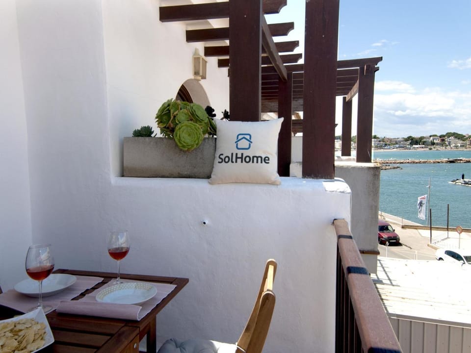 Apartamento cómodo renovado en el corazón del puerto de L'Escala - HISP-7-84 Apartment in L'Escala