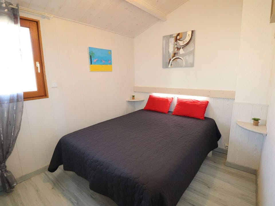 Maison cosy, climatisation, parking et animaux admis - 4 pers. - FR-1-307-294 Apartment in Le Grau-du-Roi