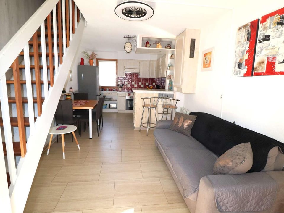 Maison cosy, climatisation, parking et animaux admis - 4 pers. - FR-1-307-294 Apartment in Le Grau-du-Roi