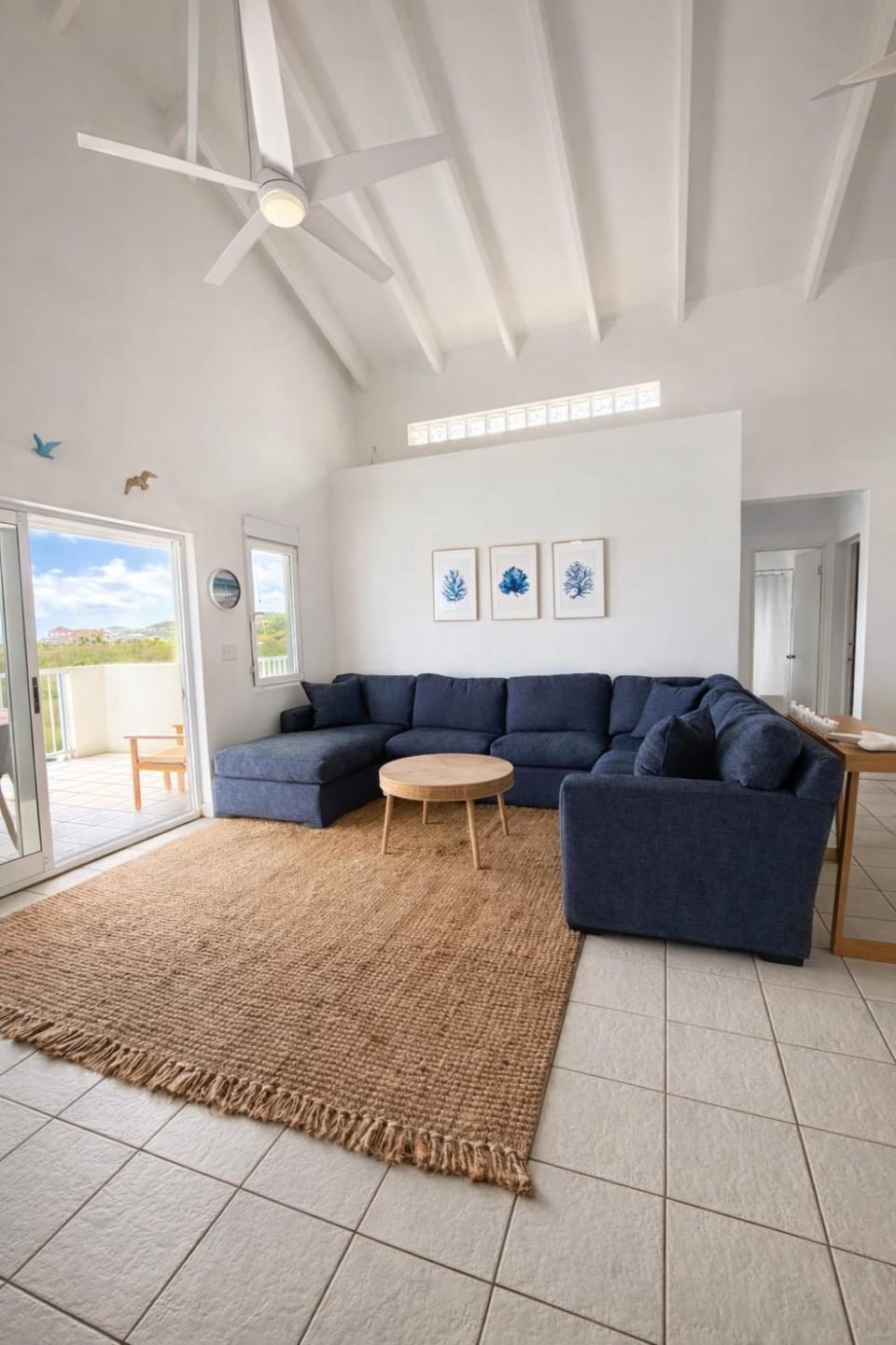 View (from property/room), Balcony/Terrace, Living room, Photo of the whole room, Seating area