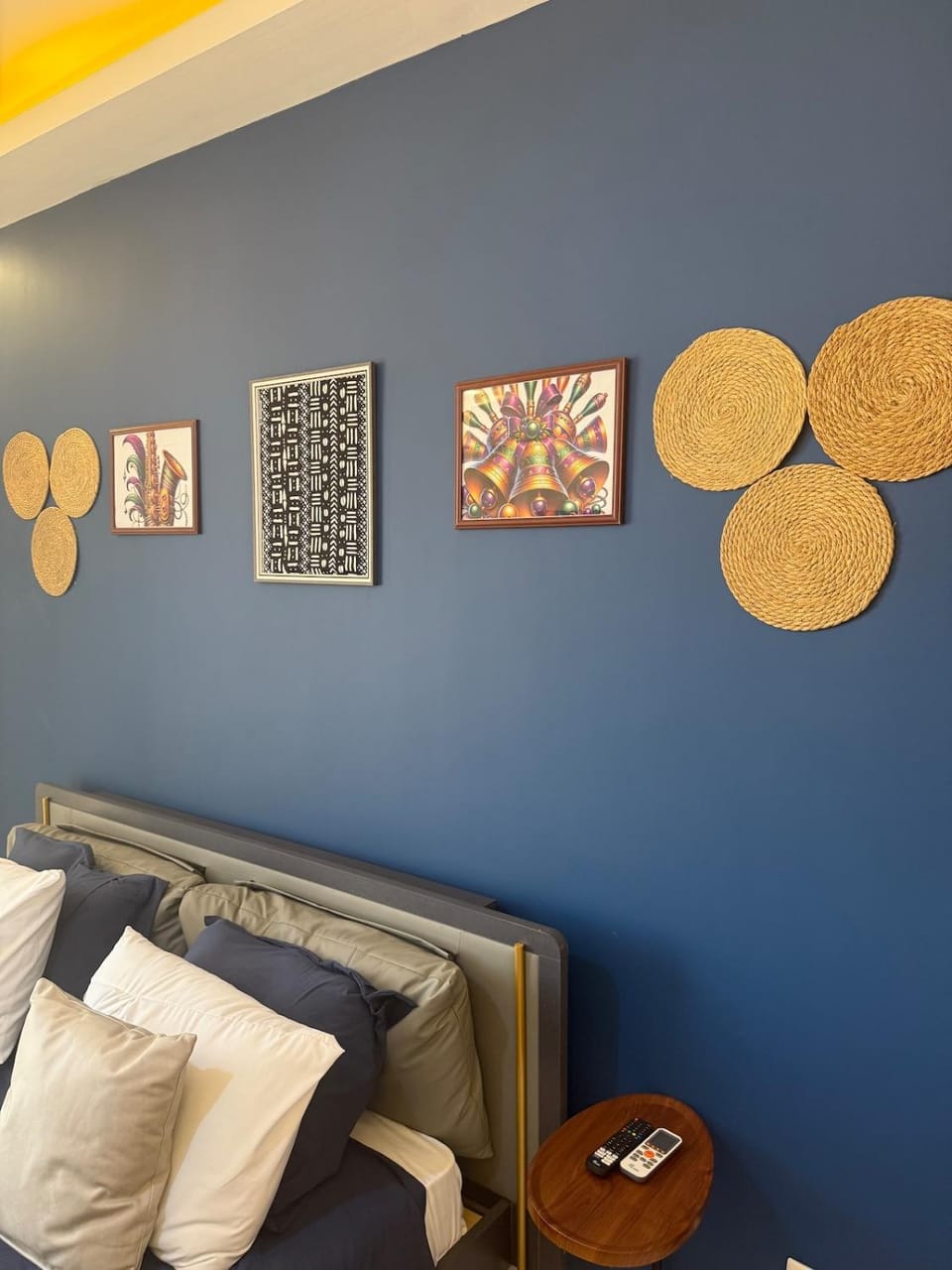 Bed, Decorative detail, Bedroom