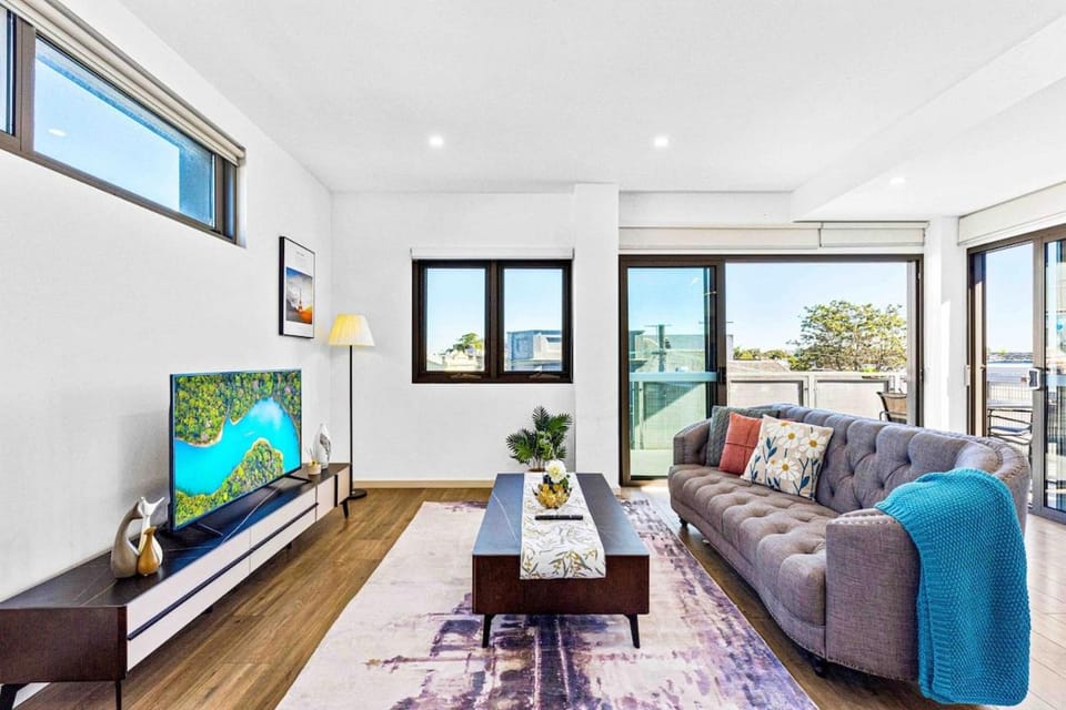Centre of Newtown 1 BED Apartment Apartment in Sydney