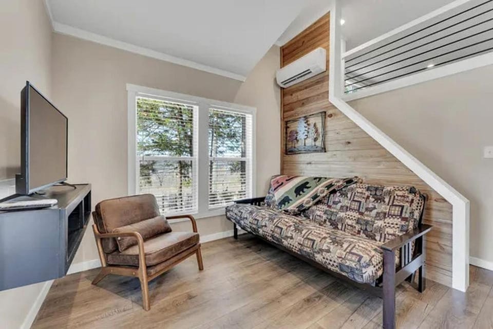 Cozy Cabin Getaway with Loft, Fire Pit Evenings & Community Pool in Branson, Missouri Cabin in Indian Point