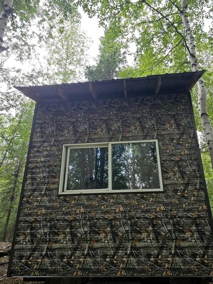 Peaceful Cozy Cabin Stay With Play Area Close To River For Fishing And Easy Outdoor Fun in Houston, Alaska Cabin in Big Lake