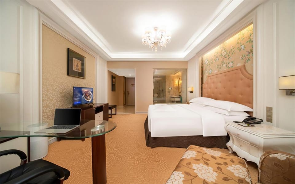 维纳斯皇家会议酒店深圳宝安机场国际会展中心店 Hotel in Shenzhen